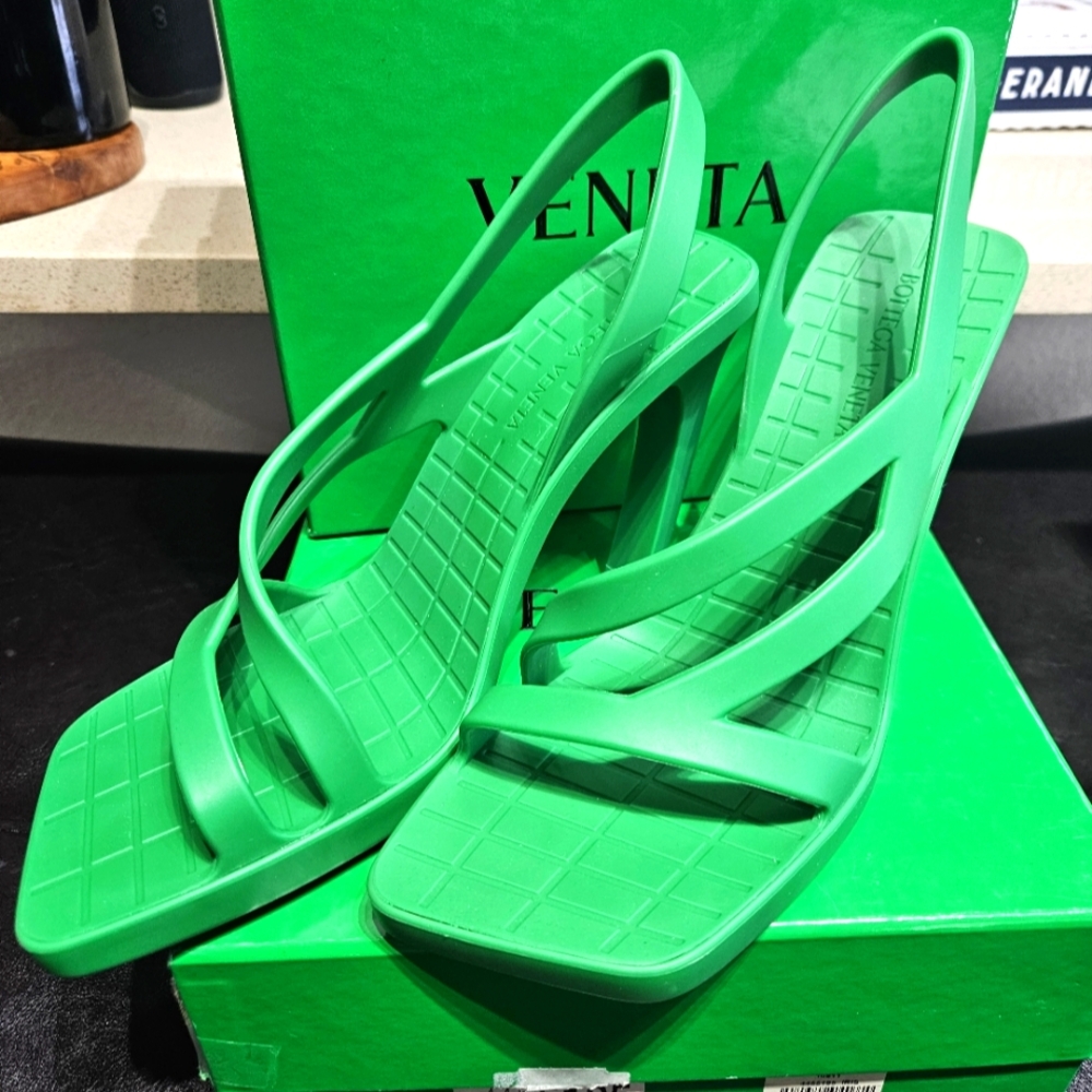 Bottega Veneta Jimbo Slingback 38